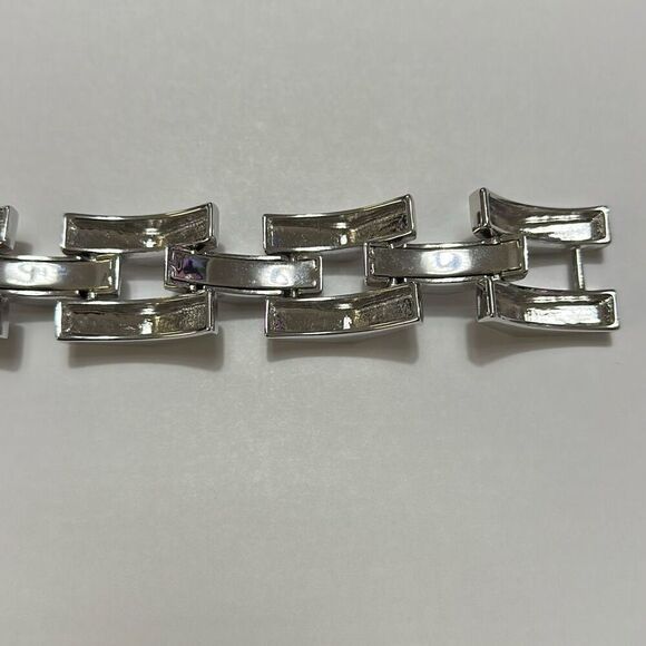 Stella and Dot Chunky Garbo Silver Link Geometric Bracelet - Picture 11 of 11